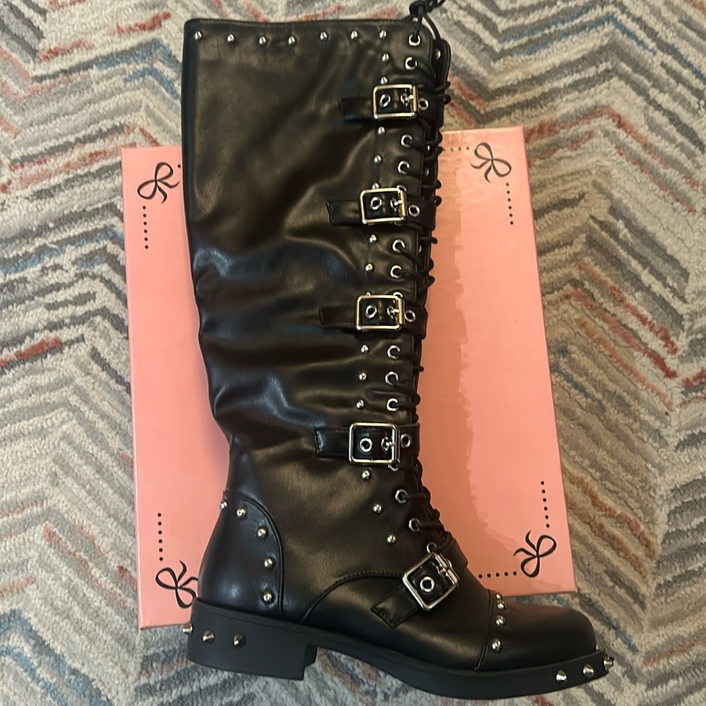 Pazzle Bambi in black brand new in box.